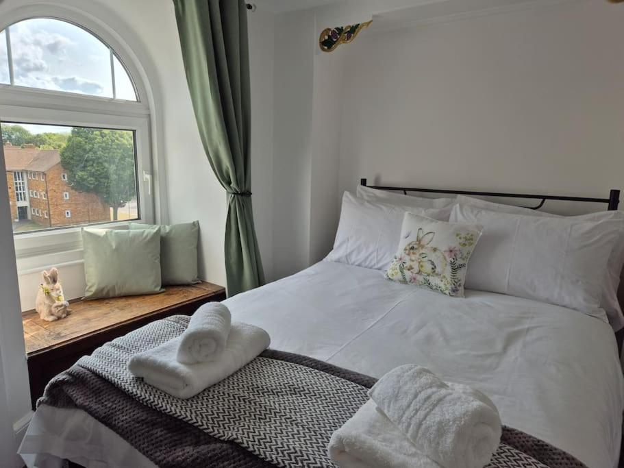 #26C 2 Bed Apartment Портсмът Екстериор снимка