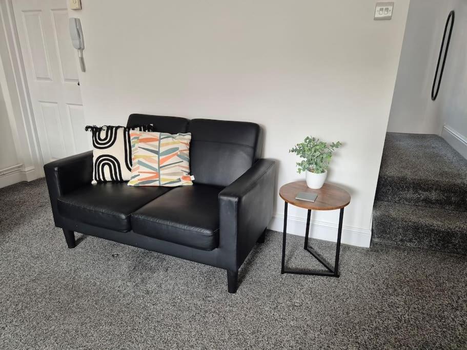 #26C 2 Bed Apartment Портсмът Екстериор снимка